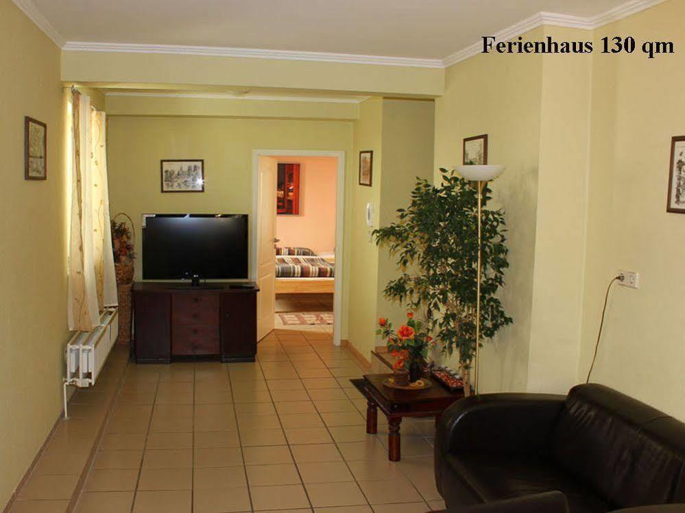 Ferienhaus Berlin Apartment Bagian luar foto